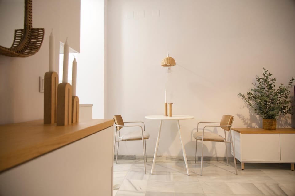 Living room, Seating area, Dining area