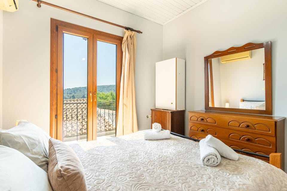 Property building, Living room, Bedroom
