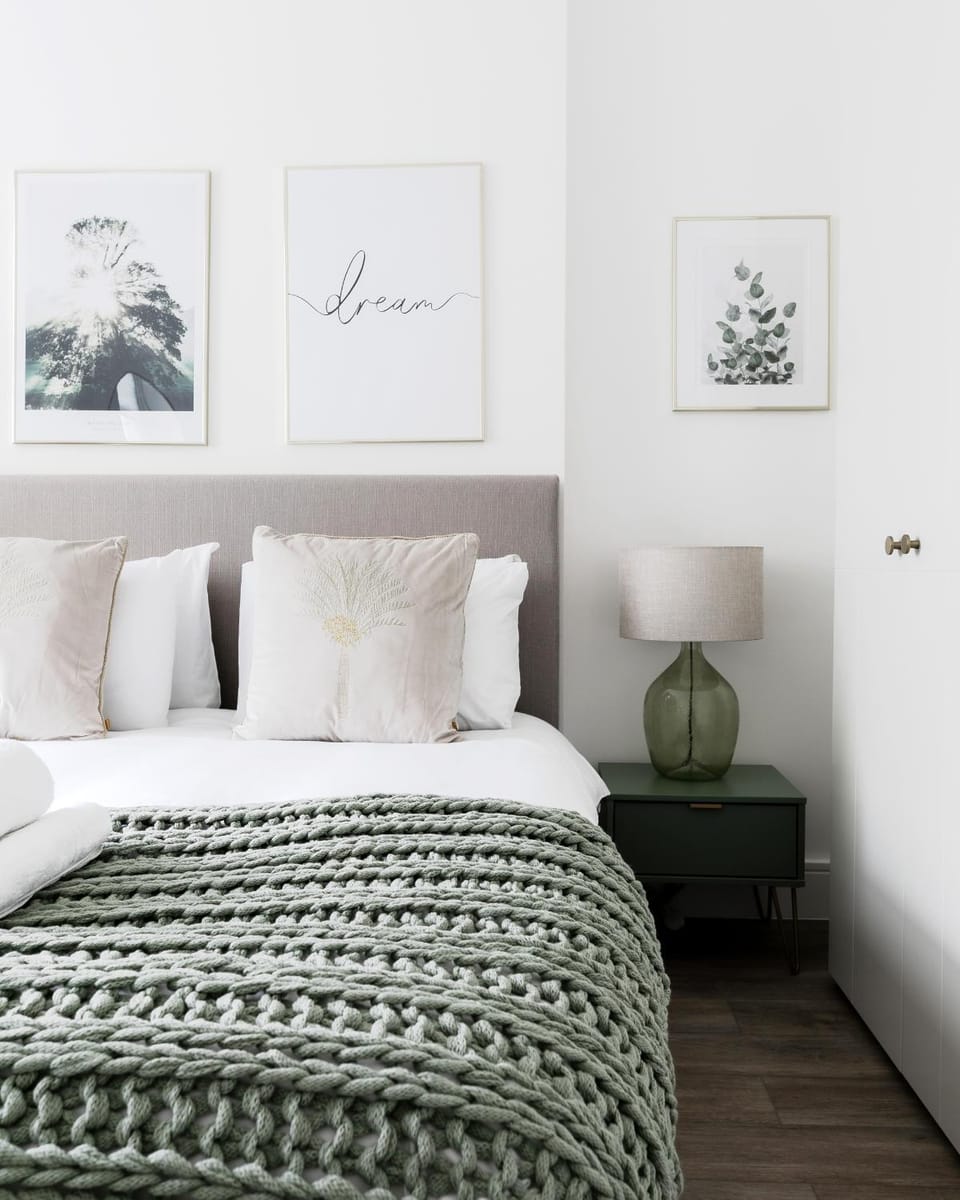 Bed, Bedroom