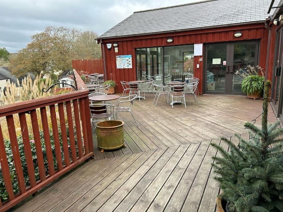 Patio, Restaurant/places to eat, View (from property/room), Lounge or bar, Dining area, Garden view