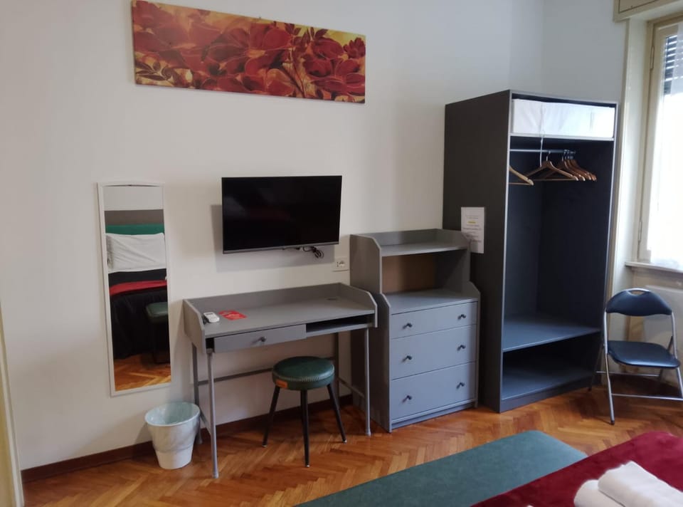 TV and multimedia, wardrobe