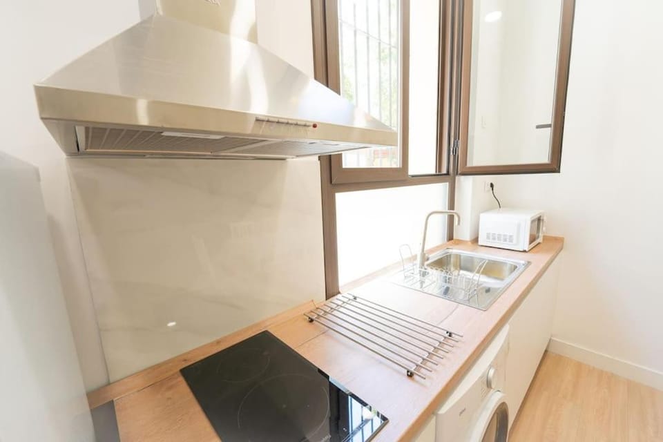 Apartamento a estrenar en San Bernardo Apartment in Seville