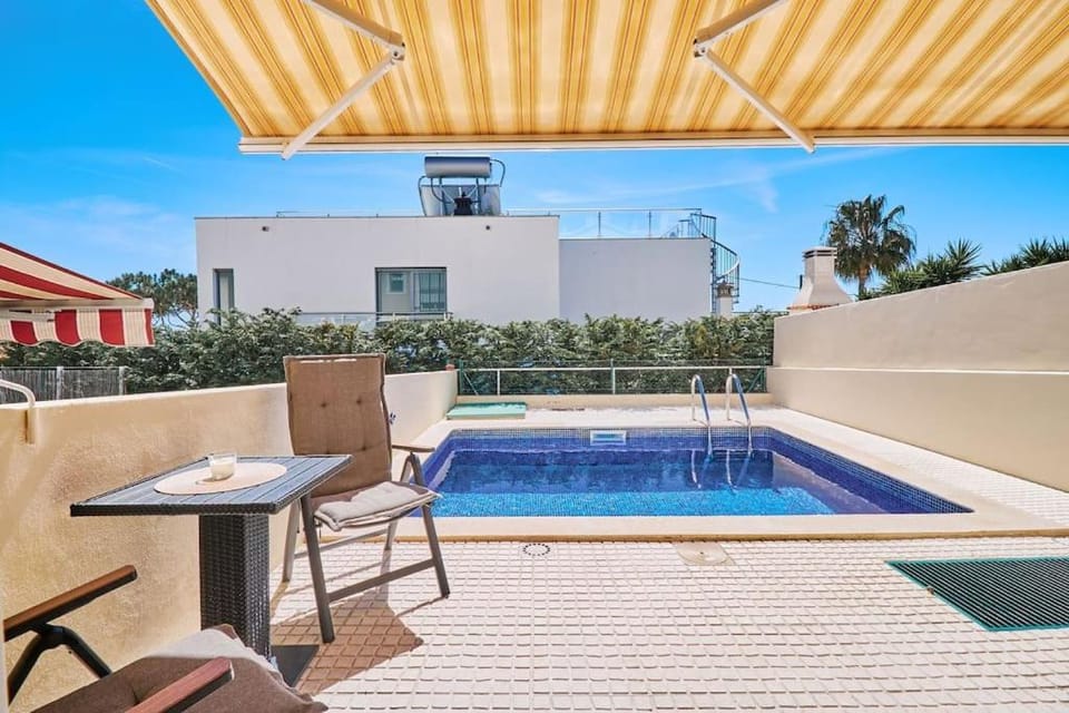 Casa Felix mit Pool House in Guia