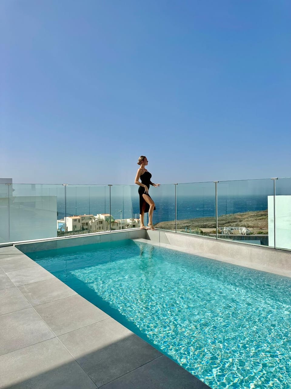 Pool view, Sea view, Swimming pool