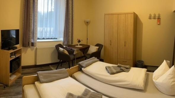 Bed, Photo of the whole room, Seating area, wardrobe