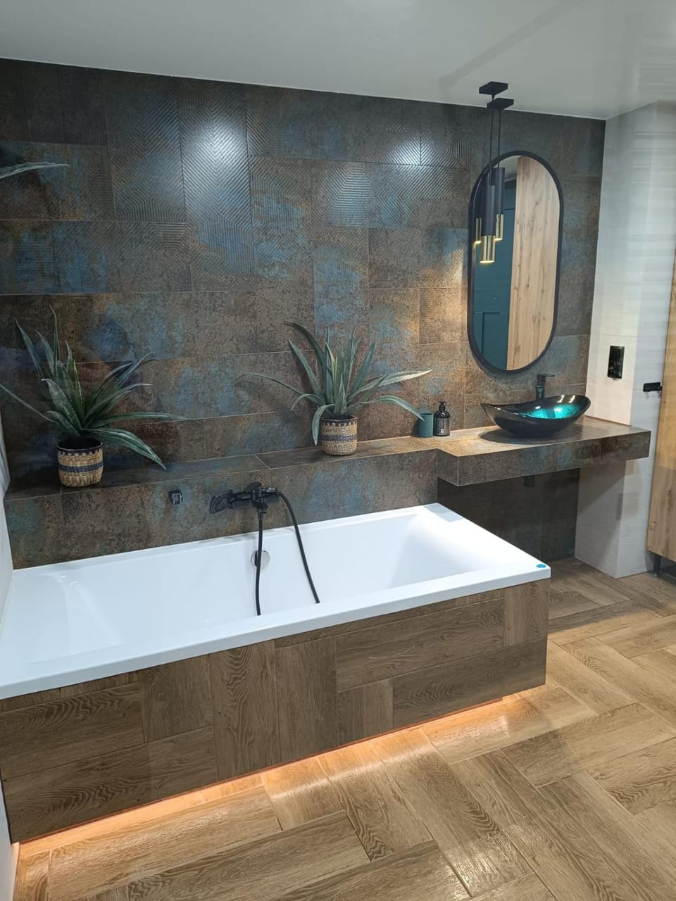 Bathroom, Bath