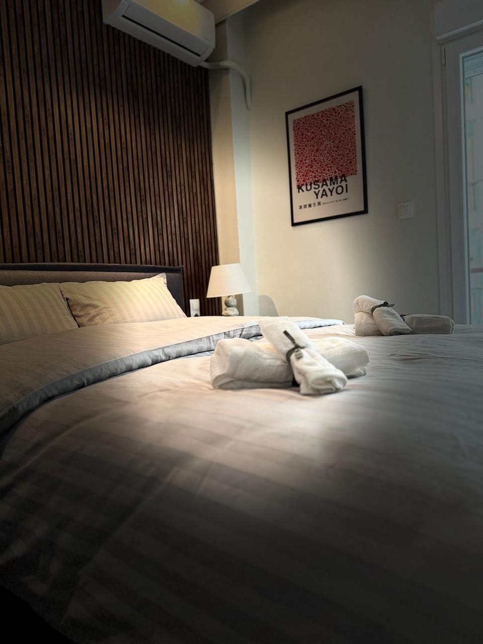 Bed, Photo of the whole room, Bedroom, towels, air conditioner