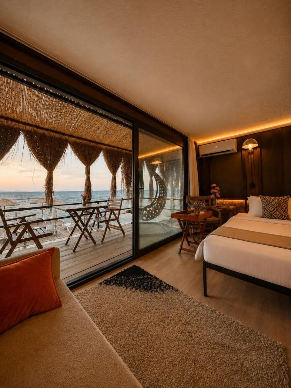 Patio, Bed, Natural landscape, View (from property/room), Balcony/Terrace, Bedroom, Sea view