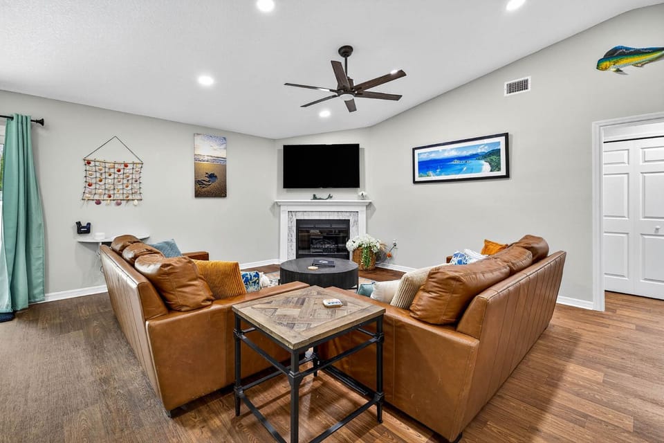 The Cycling Mermaid Palm Harbor, Florida - Heated Pool, Bikes, Trials, FUN! House in Crystal Beach