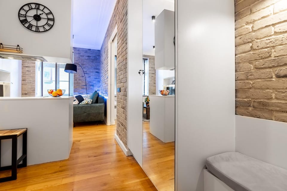 TV and multimedia, Kitchen or kitchenette, Living room