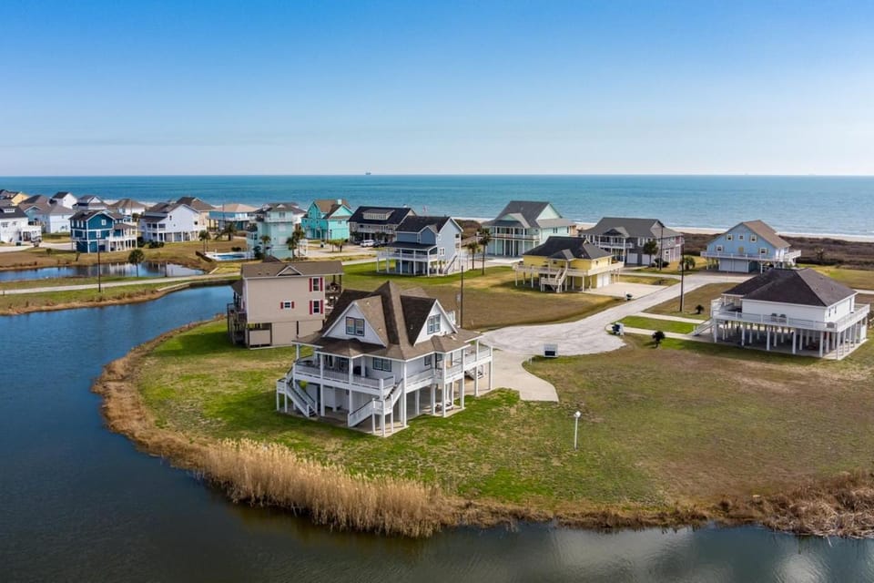 #Beach Please home House in Bolivar Peninsula