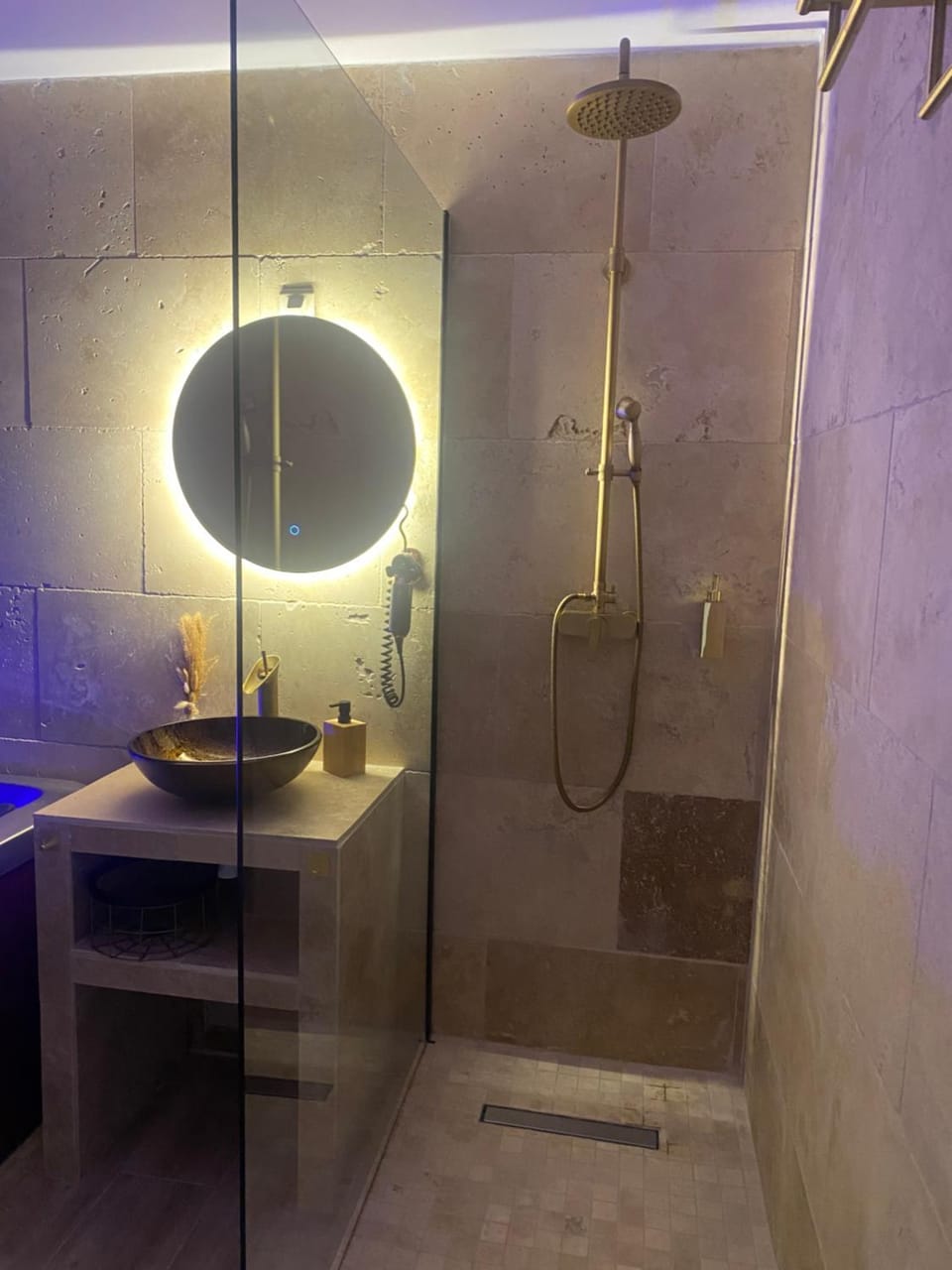 Côté spa Bed and Breakfast in Marignane