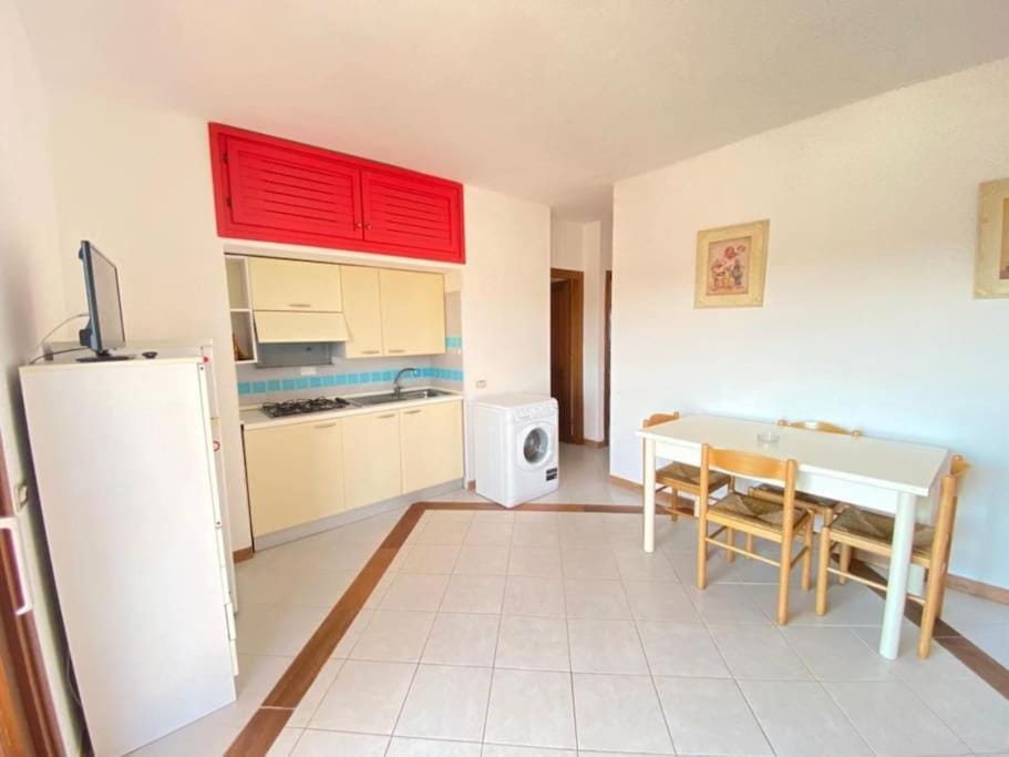 Residenza Cinta 4 Apartment in San Teodoro