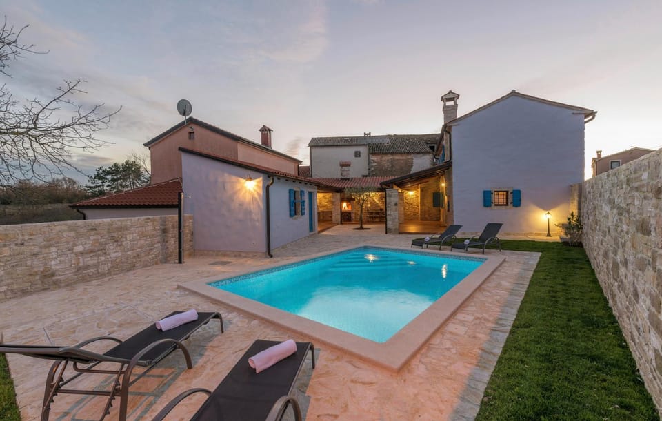 Heritage Villa Croc in Bibali - Haus für 4-6 Personen Villa in Istria County