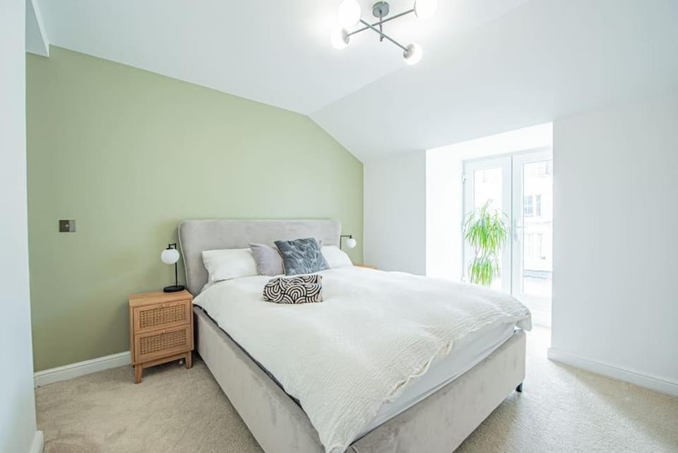 Stylish 1BR in Paddington & Hyde Park Apartment in City of Westminster