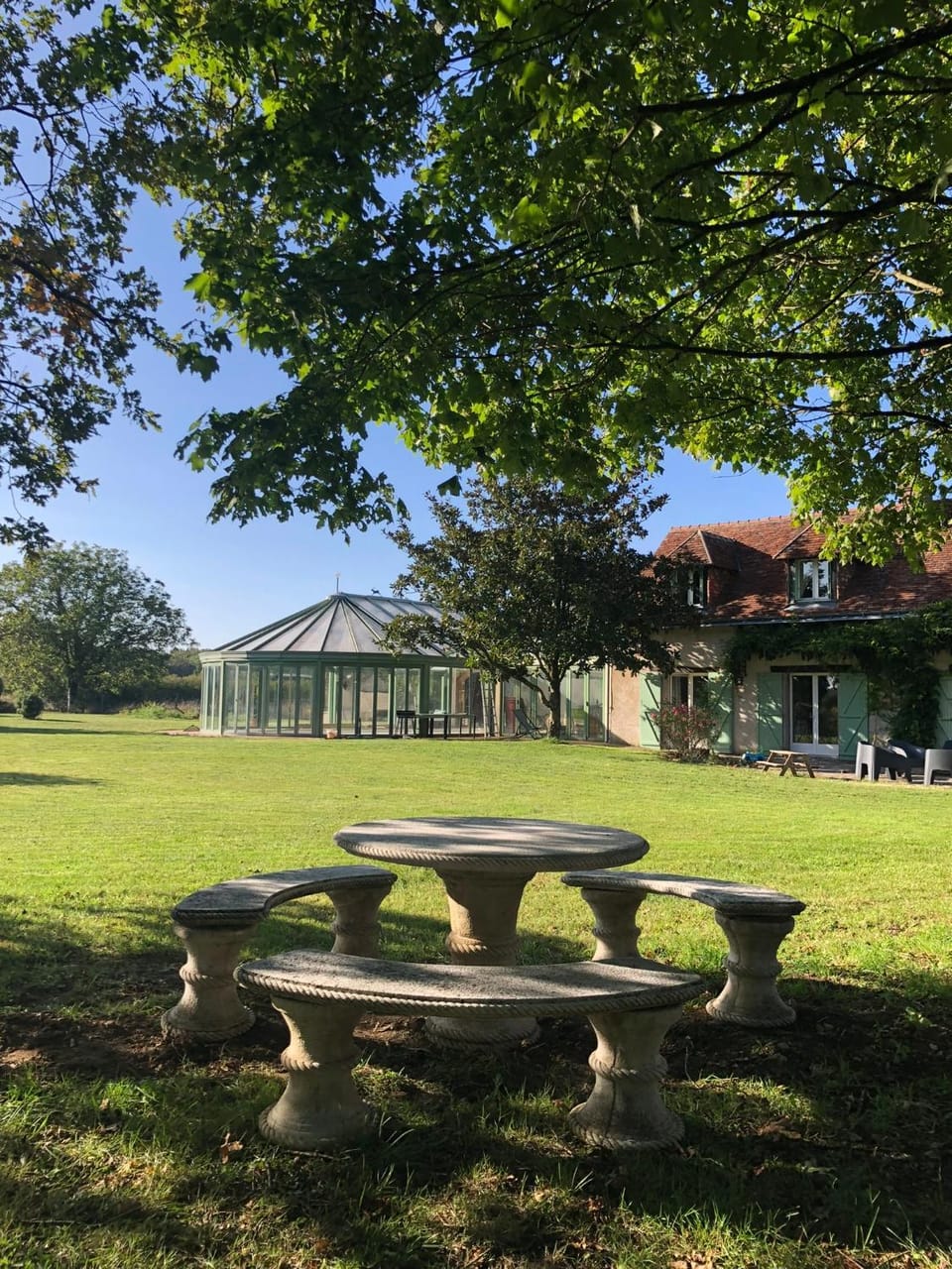 Domaine de la Haute Justerie - piscine & billard à l’orée des bois - Loire Valley House in Centre-Val de Loire