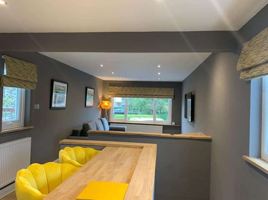 Staintons, in Bowness Centre, Very Central Location Apartment in Bowness-on-Windermere