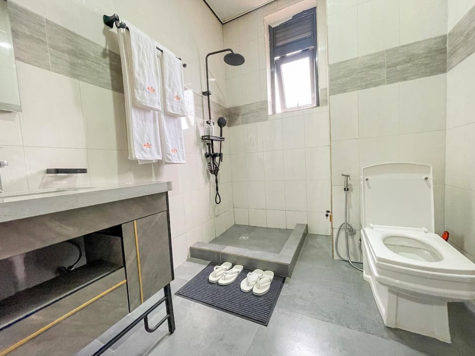 Toilet, Bathroom