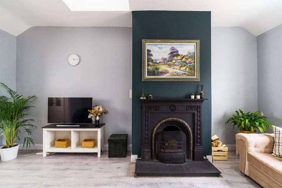 TV and multimedia, Seating area