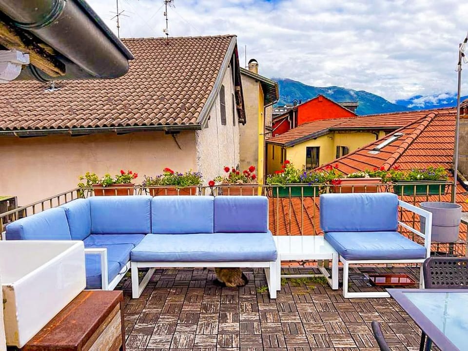 Balcony/Terrace, City view