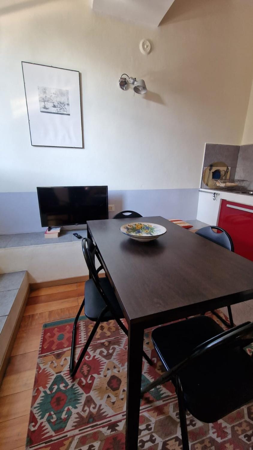 TV and multimedia, Kitchen or kitchenette, Dining area