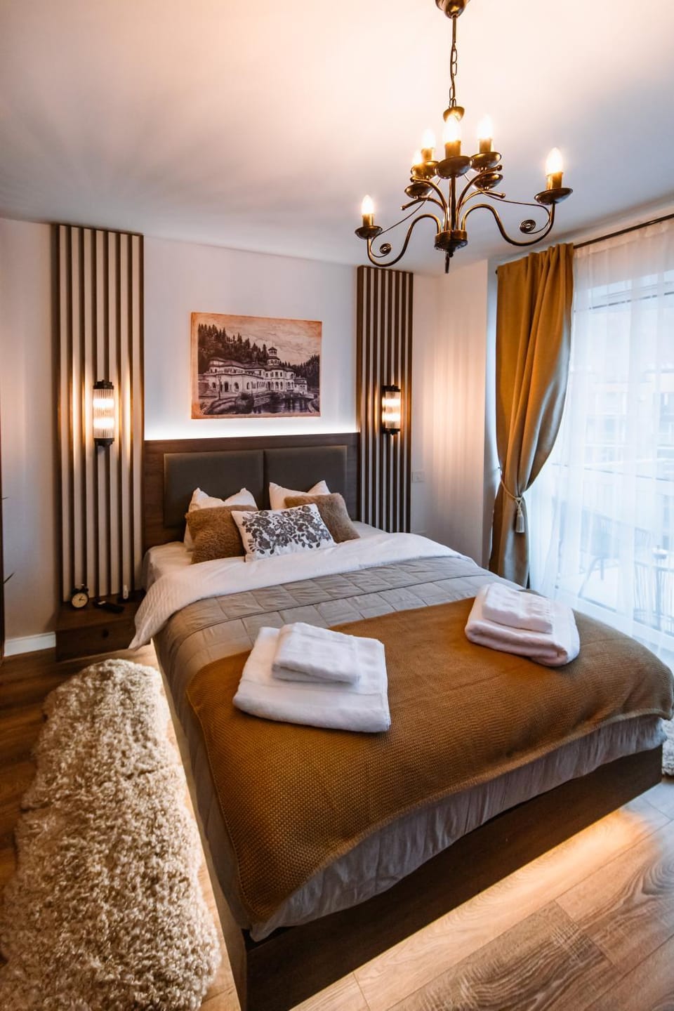 Bed, Bedroom, towels
