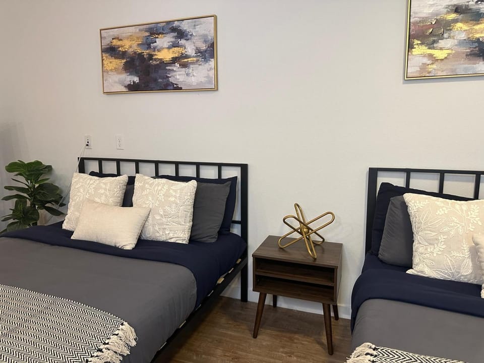 Hollywood Universal Studios Apartment FREE parking Apartment in Hollywood
