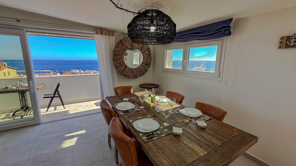 Dining area, Sea view