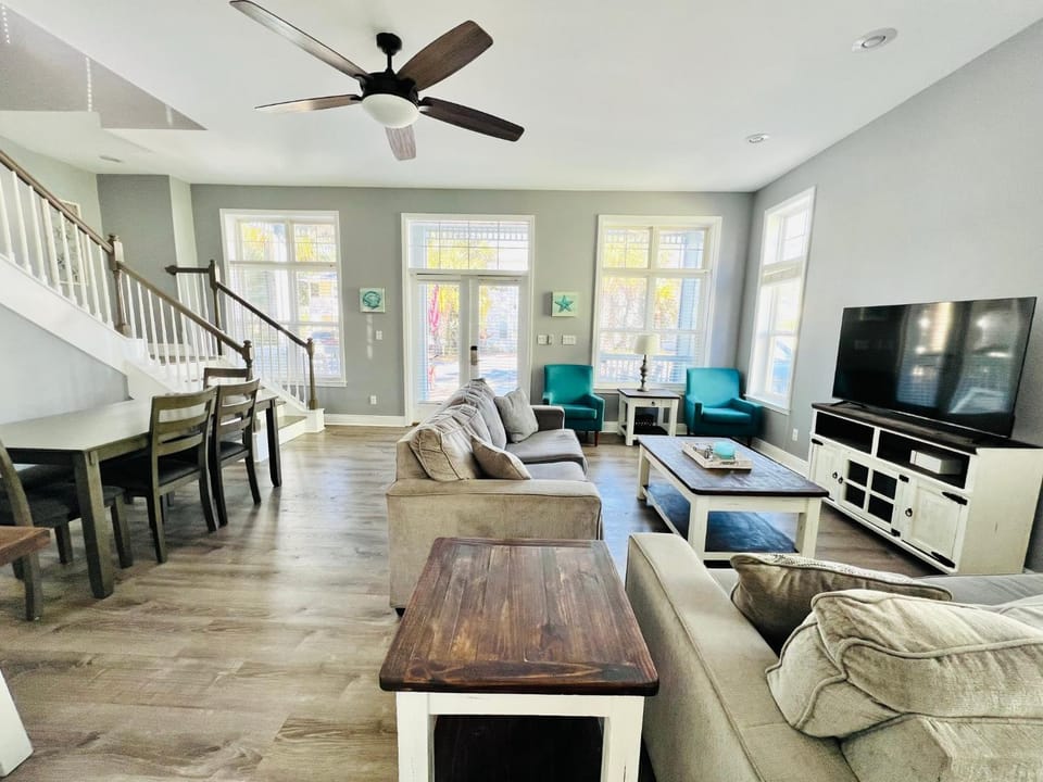 Runaway to 30A - Pool - Gym - Walk to Beach House in South Walton County
