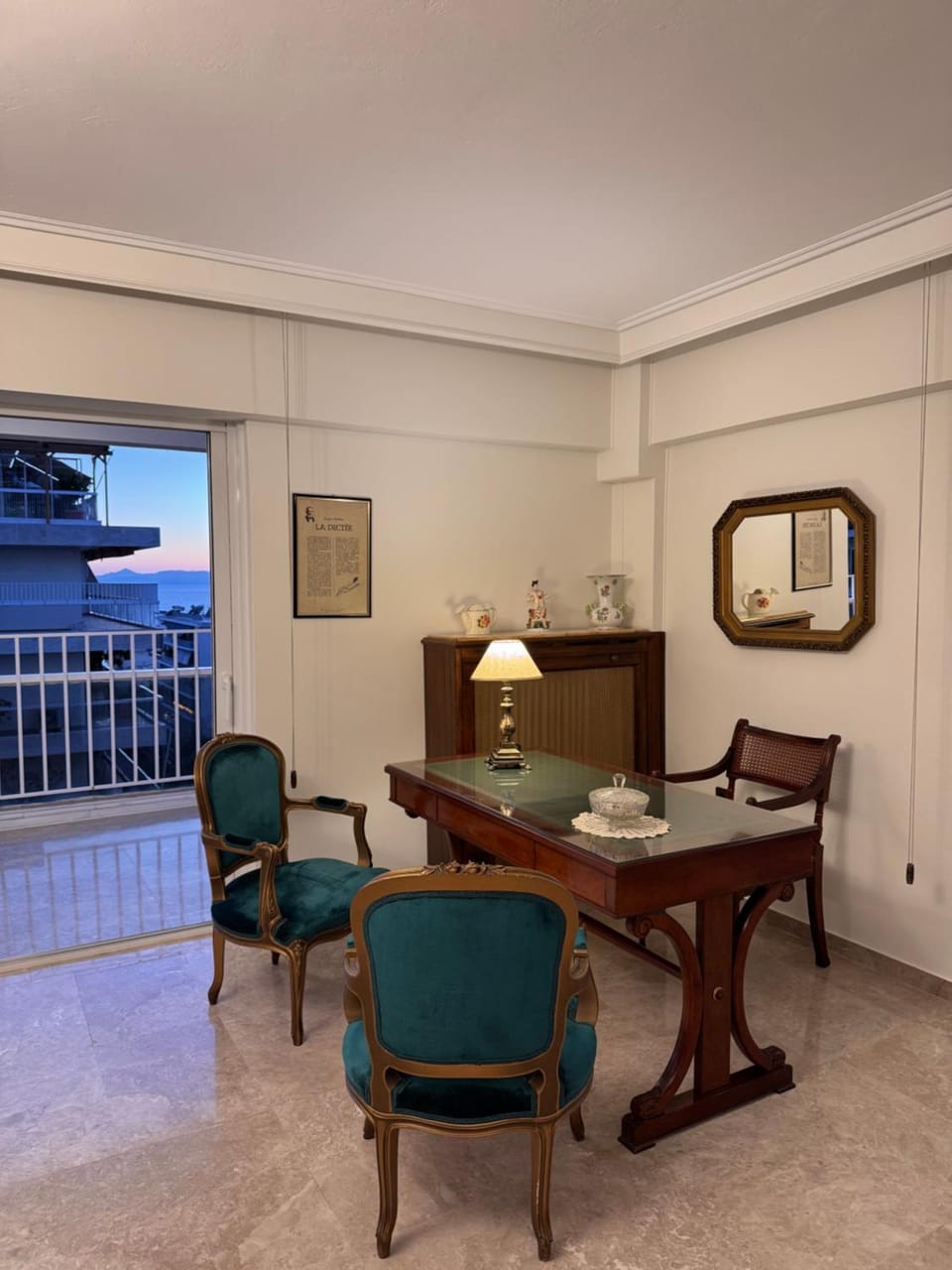 Batis Sea View Apartment in South Athens