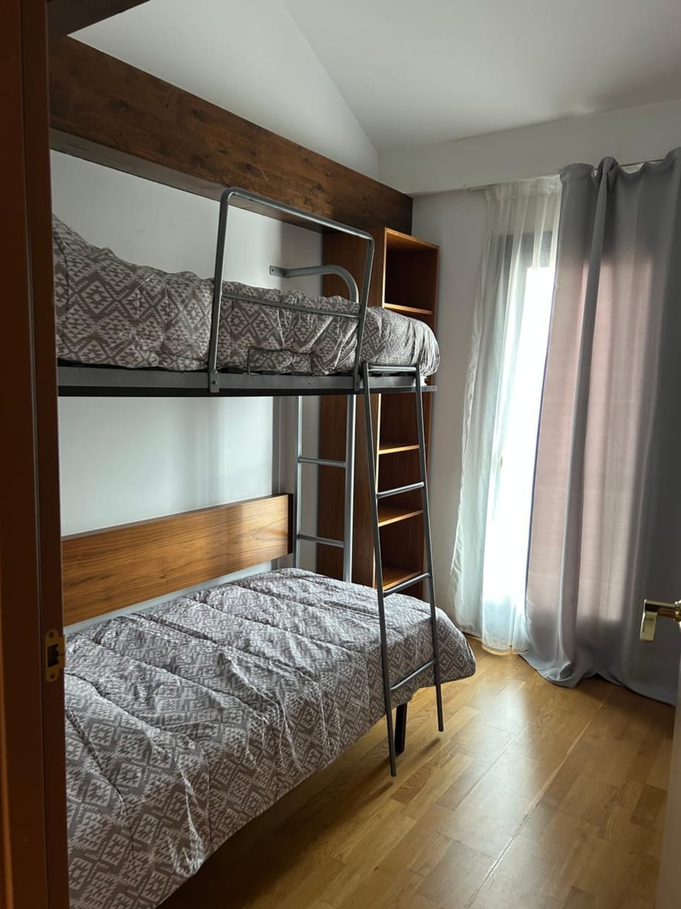 bunk bed