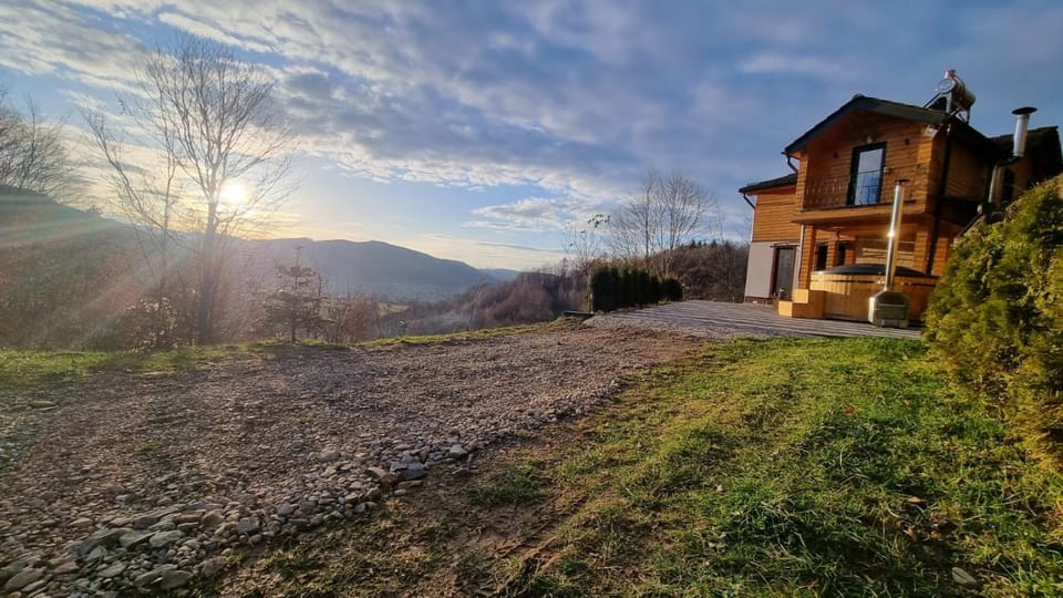 Property building, Spring, Day, Natural landscape, Mountain view