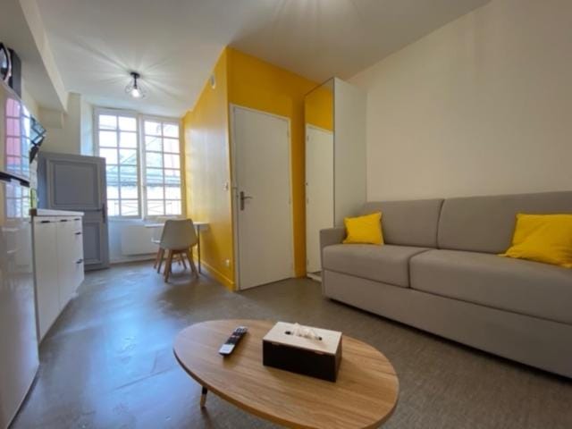 Seating area