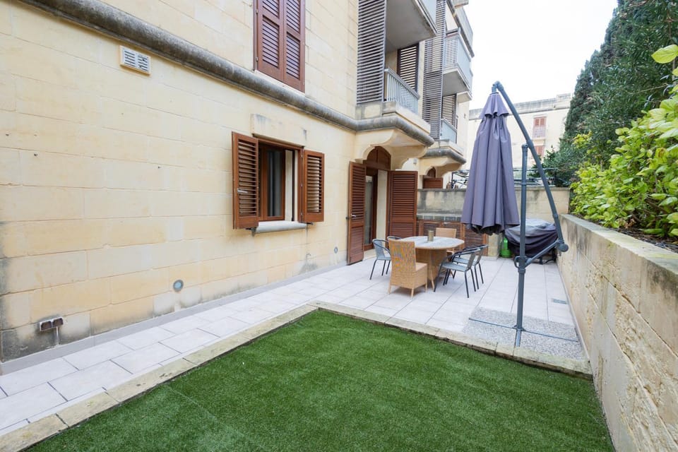 Garden, Garden view, Inner courtyard view
