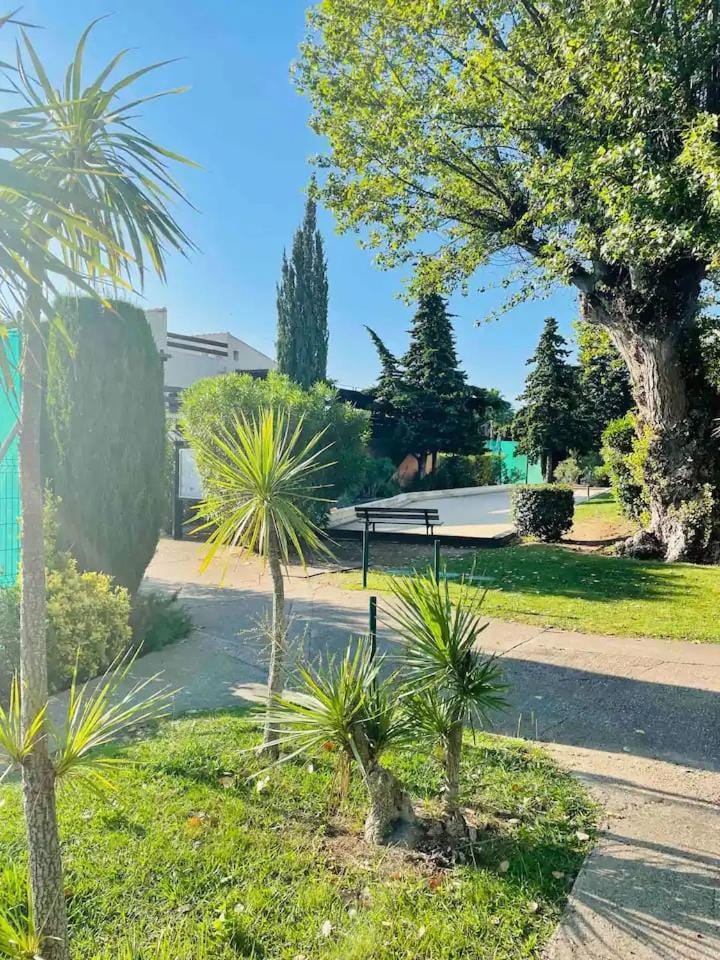 Garden, Garden