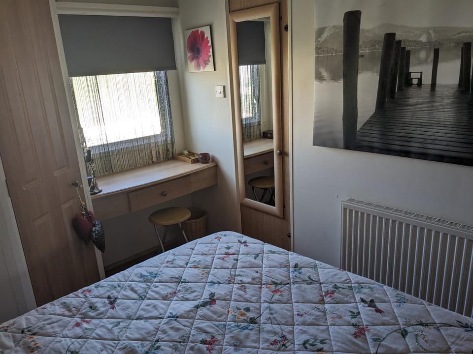 Beautiful 2 Bed Caravan Southview Park Skegness House in Skegness
