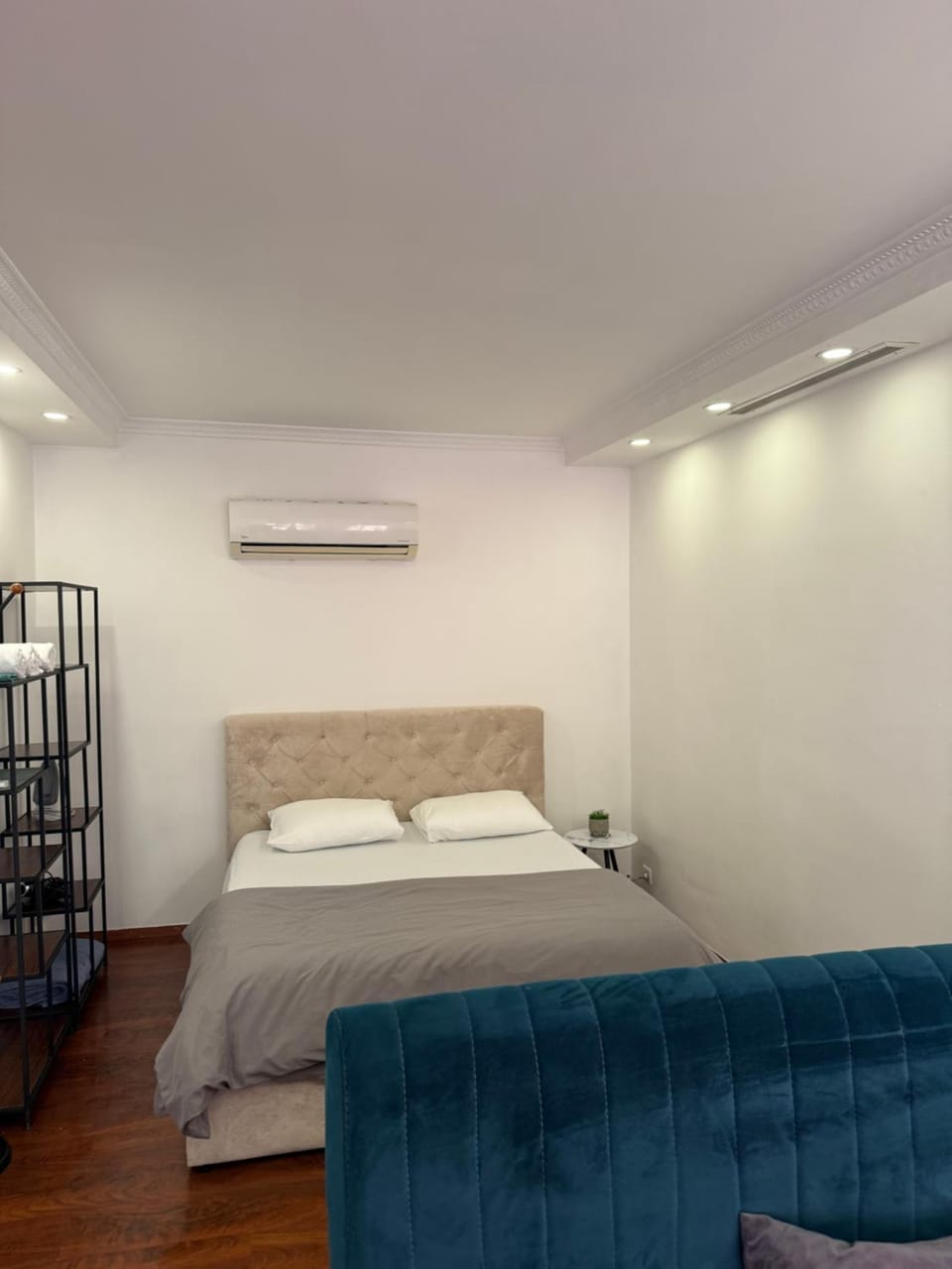Studio in Bllok Tirana Apartment in Tirana