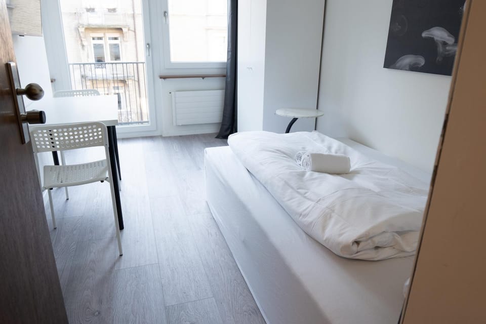 Bed, Bedroom, wardrobe