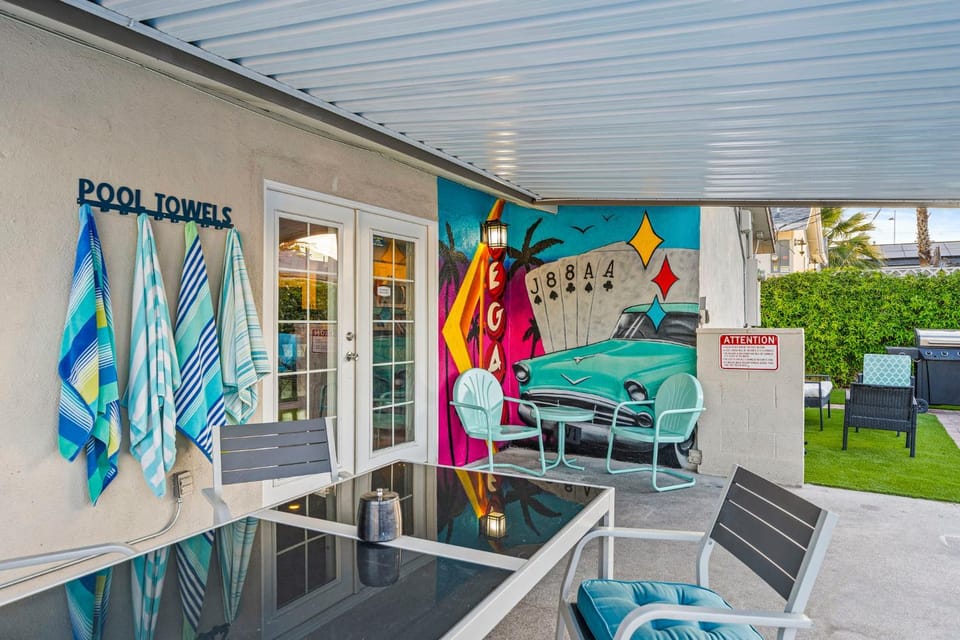 Patio, Seating area, Swimming pool