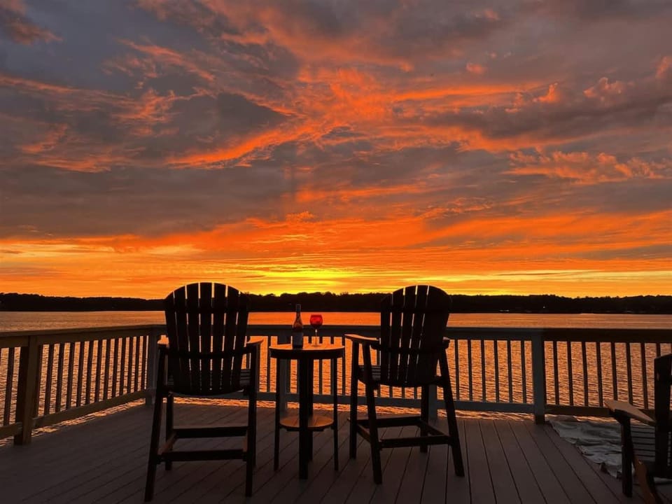 Wake N Lake House in Lake Gaston