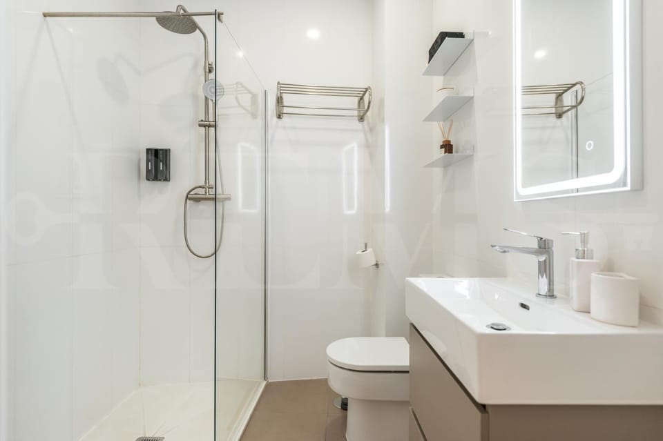 Shower, Bathroom