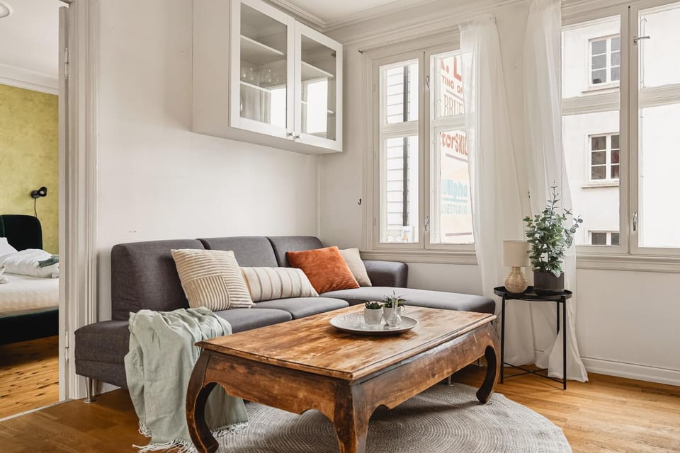 Spacious! 2024 Renovated! 4 Bedrooms! Apartment in Bergen