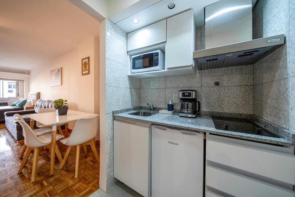 Amplio y luminoso monoambiente en el centro Apartment in Buenos Aires