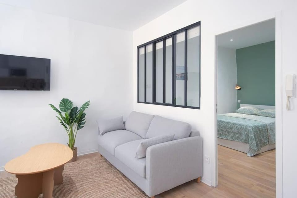 Les Halles & Le port - Grand T2 haut de gamme Apartment in Toulon