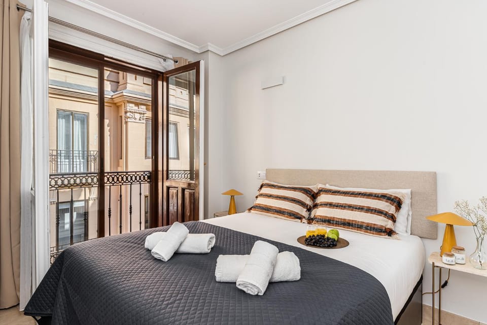 Waou Gran Via Studio IV - Corta Duración Apartment in Centro