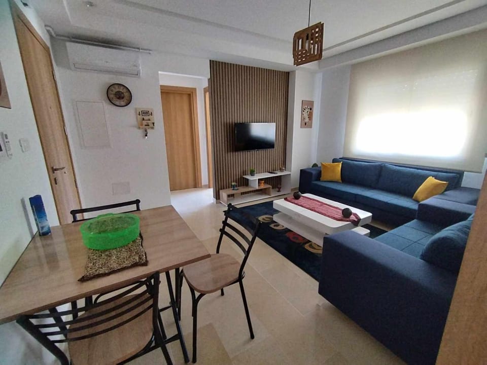 TV and multimedia, Dining area