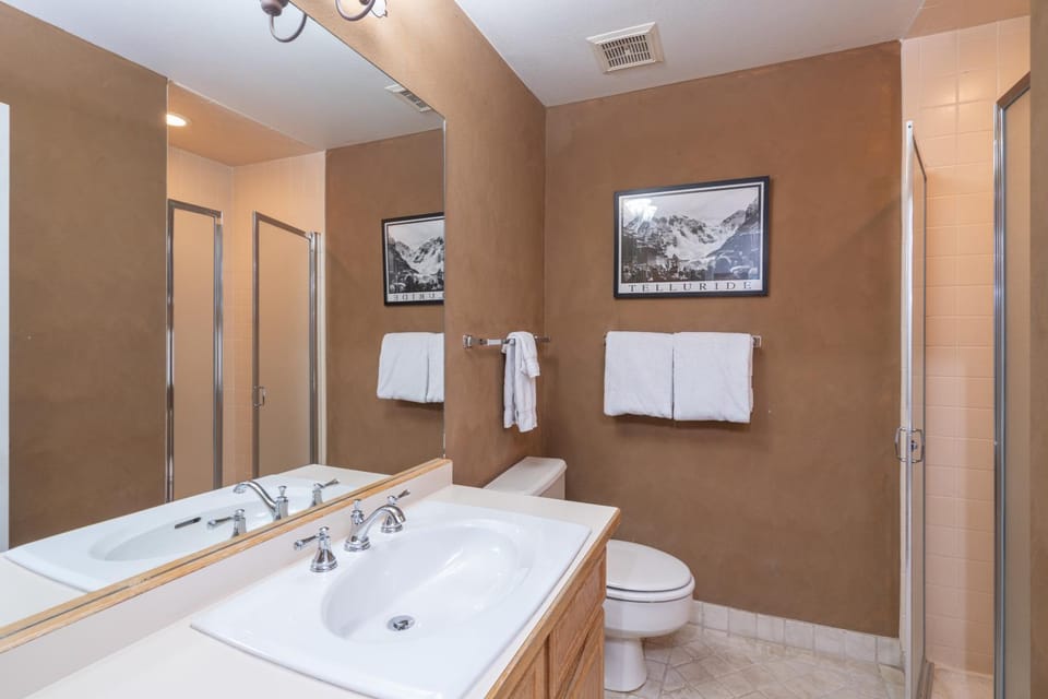 Cozy Condo steps to Coonskin lift House in Telluride