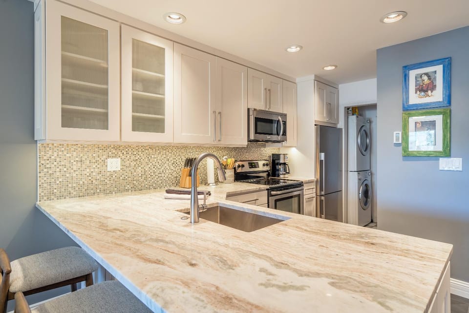 Ski in Ski out 2nd Floor Sweetly Updated Condo House in Telluride