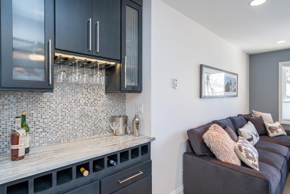 Ski in Ski out 2nd Floor Sweetly Updated Condo House in Telluride