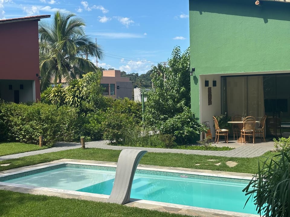Property building, Garden, Garden view, Swimming pool